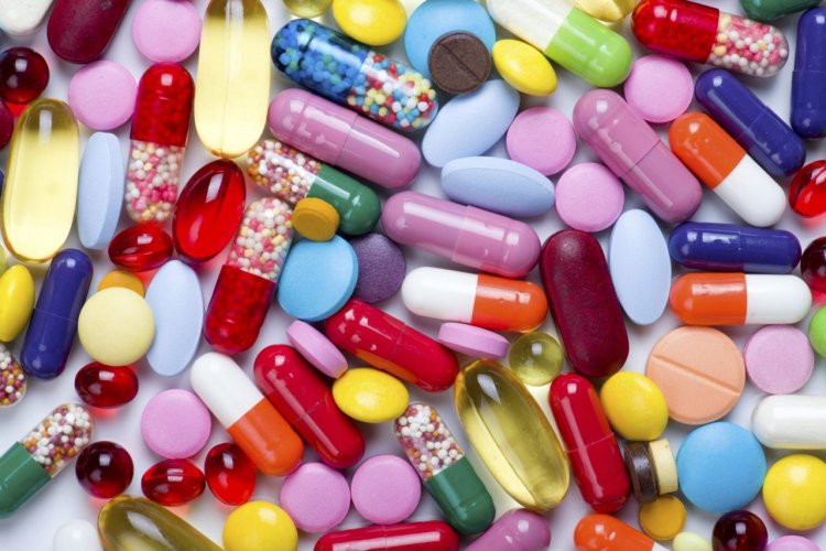 Халдварт бус өвчний үед хэрэглэх 16 төрлийн эмийг ЭМД-ын сангаас үнэ төлбөргүй олгож эхэллээ