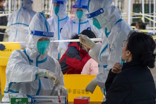 Хятадын Сиань хотод COVID-19 дэгдэж, хүн амаа шинжилгээнд хамруулж эхэлжээ