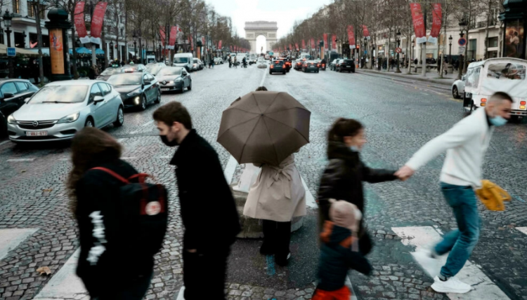 Францад вакцинд бүрэн хамрагдсан иргэдийн тусгаарлагдах хугацааг богиносгож байна