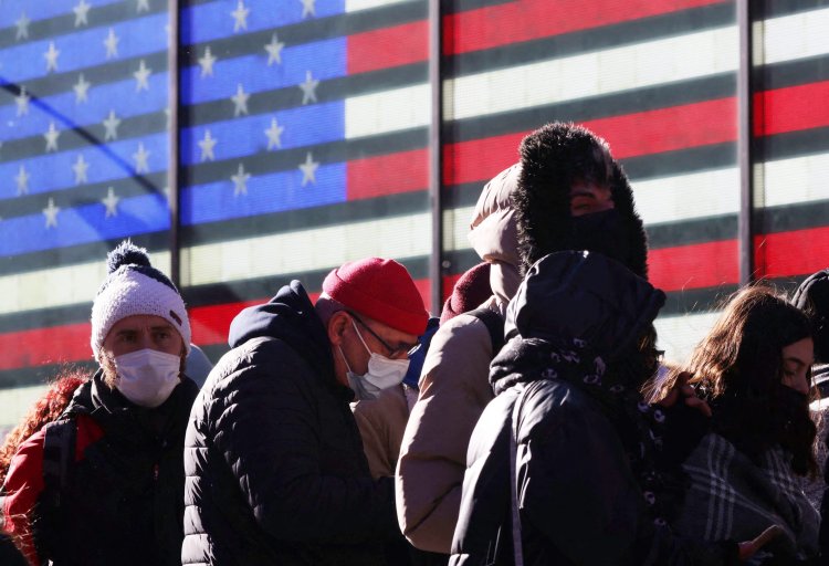 Ковид-19: АНУ-д нэг хоногт НЭГ САЯ гаруй халдвар бүртгэгдлээ