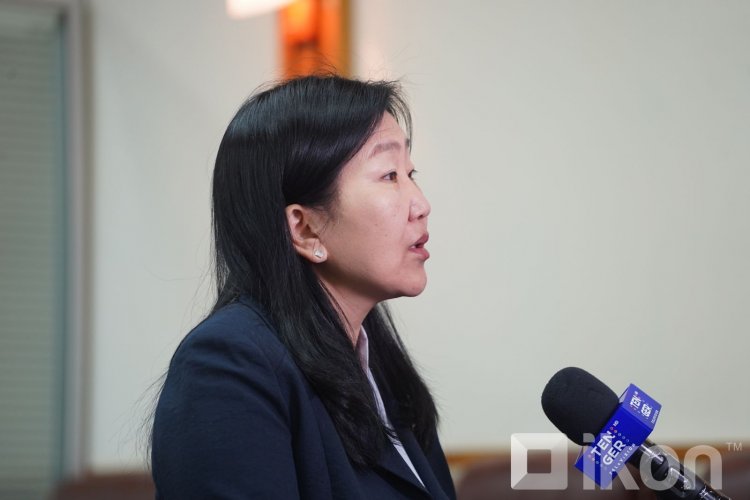 М.Пүрэвжав: Кофены хуурай сүүг найруулаад нялх хүүхдээ угжиж байхыг хүртэл харлаа. Энэ бол сүү биш, ургамлын тос